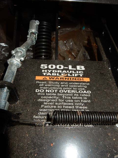 lot 1B image: 500 lb Adjustable height METAL work station