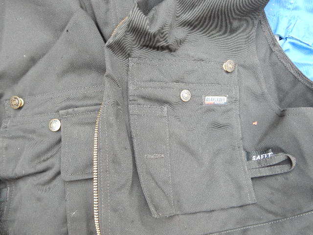 lot 251 image: 3, tool vests and bags