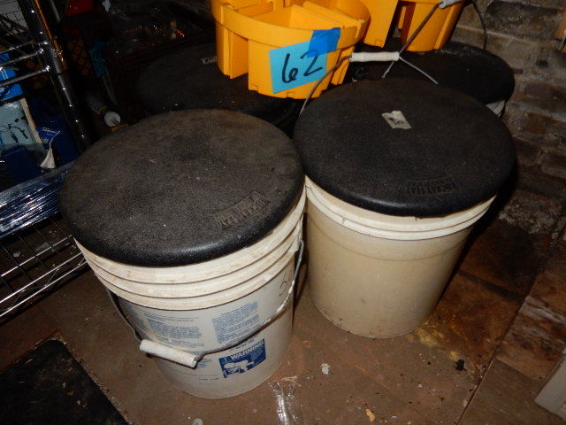 lot 62 image: 5, 5 gallon pails with seats and plastic inserts for tools etc.