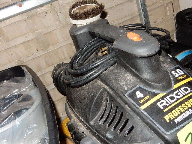 lot 258 image: RIDGID, 4 Gallon, 5 HP wetdry vac