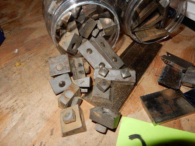 lot 263 image: 3 Jars of Planer blades