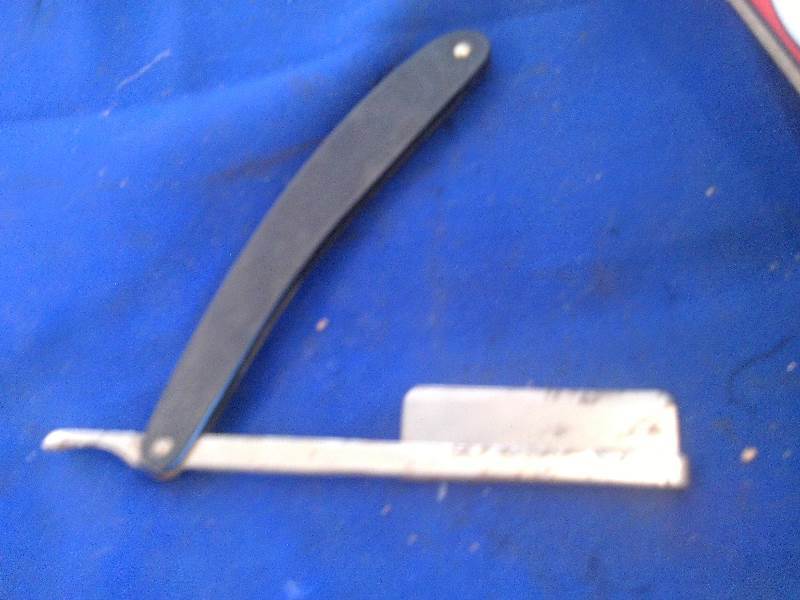 lot 75 image: vintage straight edge