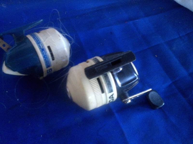 lot 152 image: diawa reels