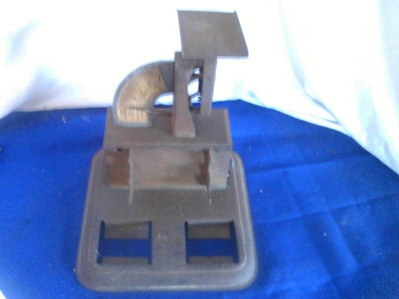 lot 159 image: antique gem postal scale