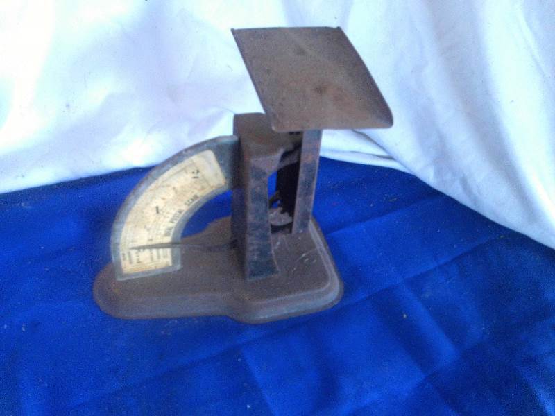 lot 160 image: antique ideal postal scale