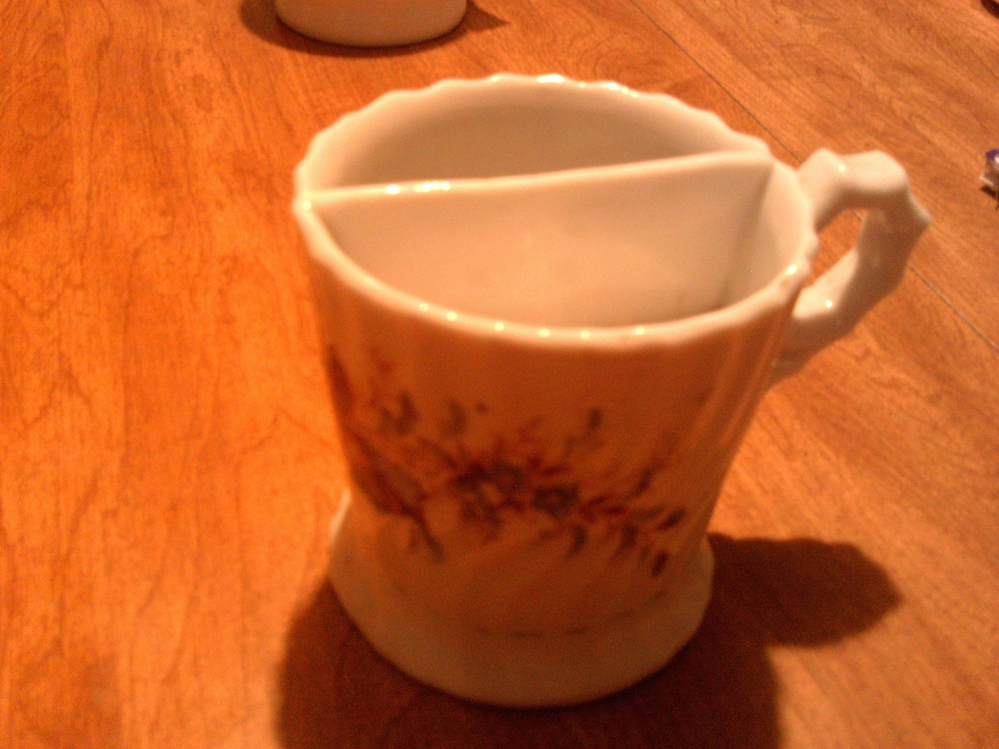 lot 181 image: vintage shaving cup