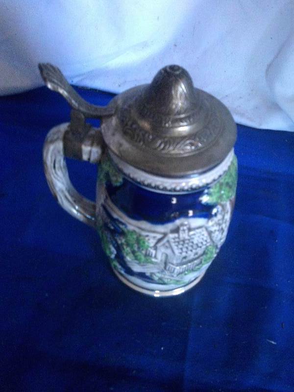 lot 256 image: Vintage beer stein