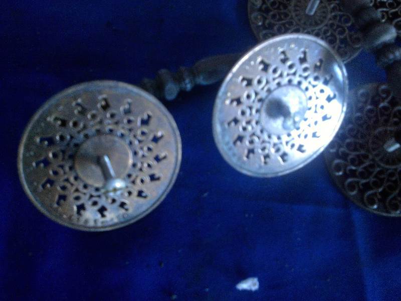 lot 254 image: Antique brass cabinet handles