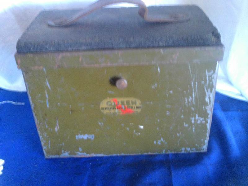 lot 272 image: qween ammo box