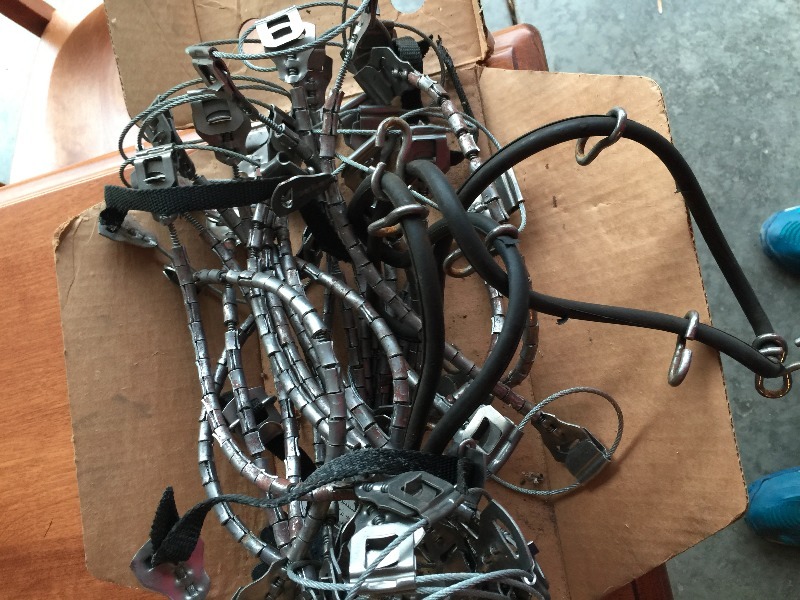 lot 50 image: Snow Cable chains  for radial tires  qty 2 in box