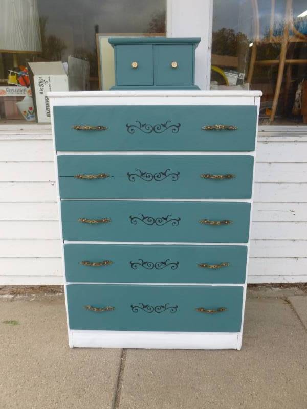 Dresser