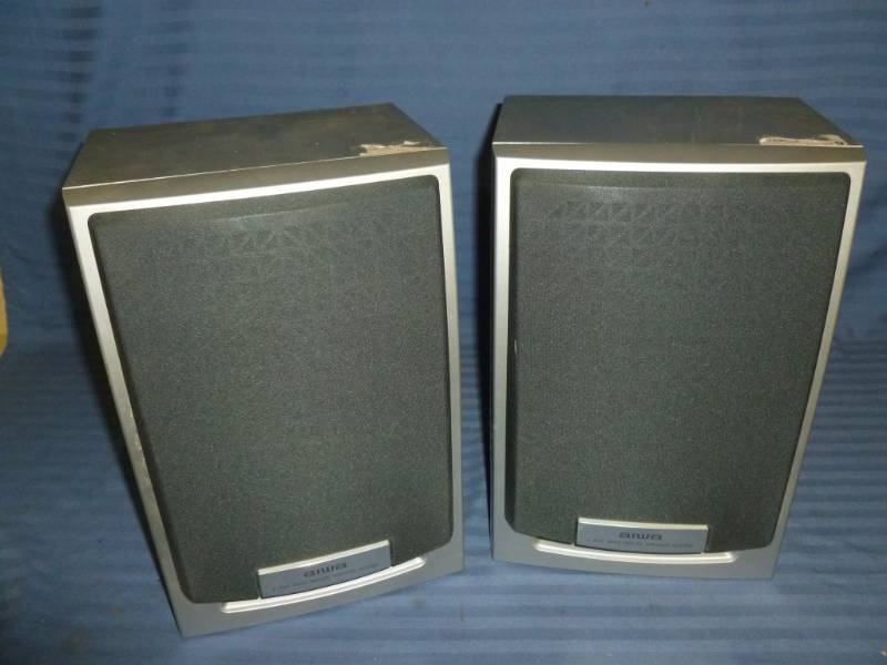 Aiwa Speakers