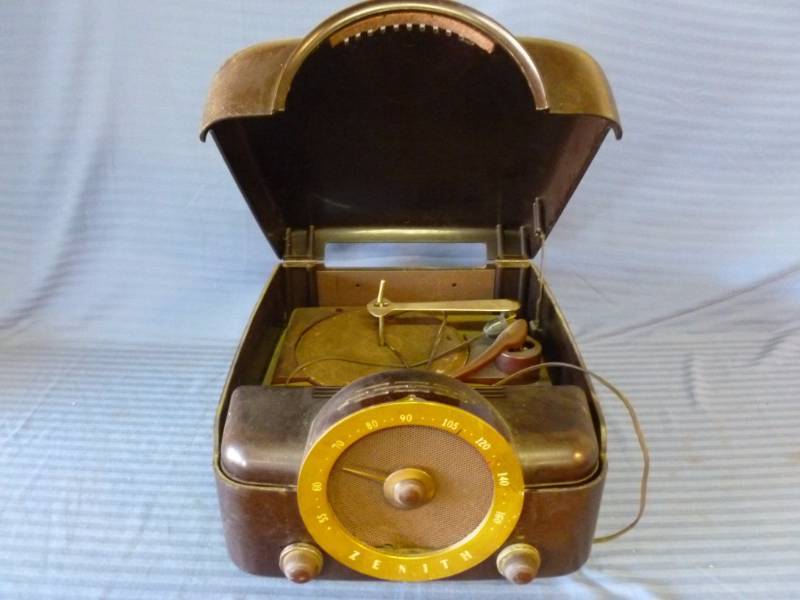 Vintage Turntable