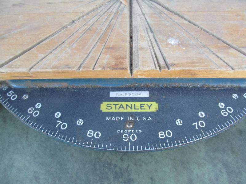 lot 18 image: Stanley Miter saw