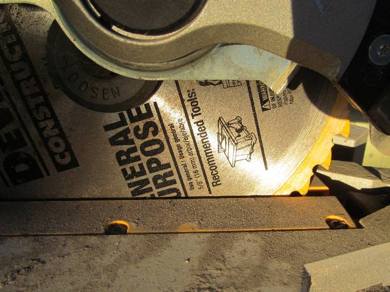 lot 23 image: Dewalt Chop saw