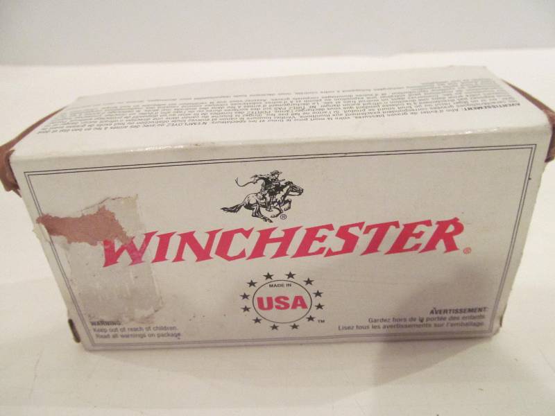 lot 87 image: Winchester 357 Magnum jacketed bullets