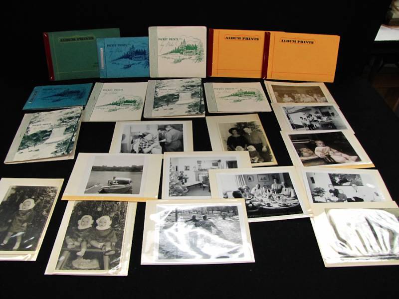 lot 237 image: vintage photographs & snapshots
