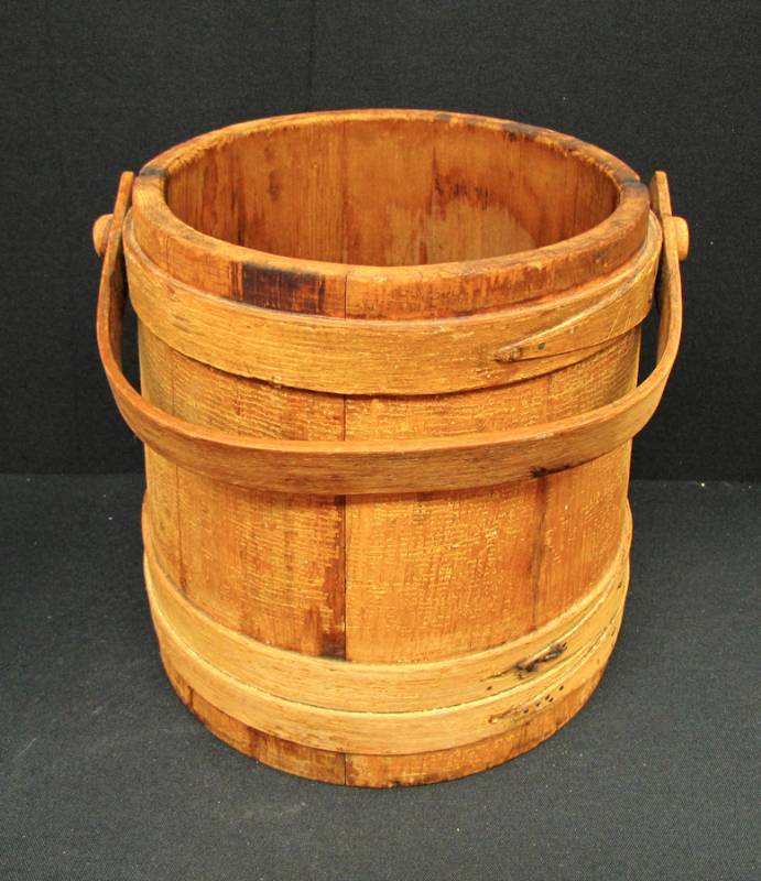 lot 116 image: vintage hand made wooden bucketpail