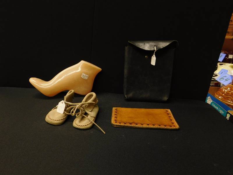 lot 71 image: vintage food display, baby moccasins & more