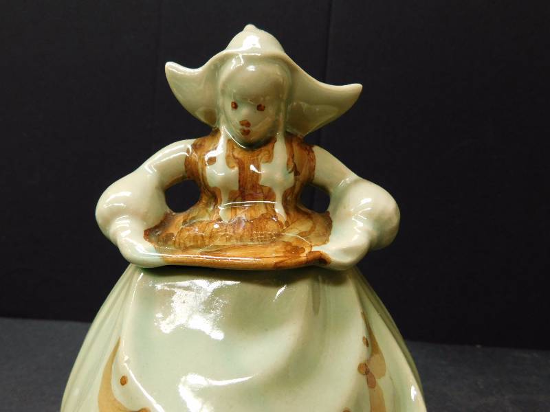 lot 73 image: Red Wing Pottery Cookie Jar, Puget Sound Chapter