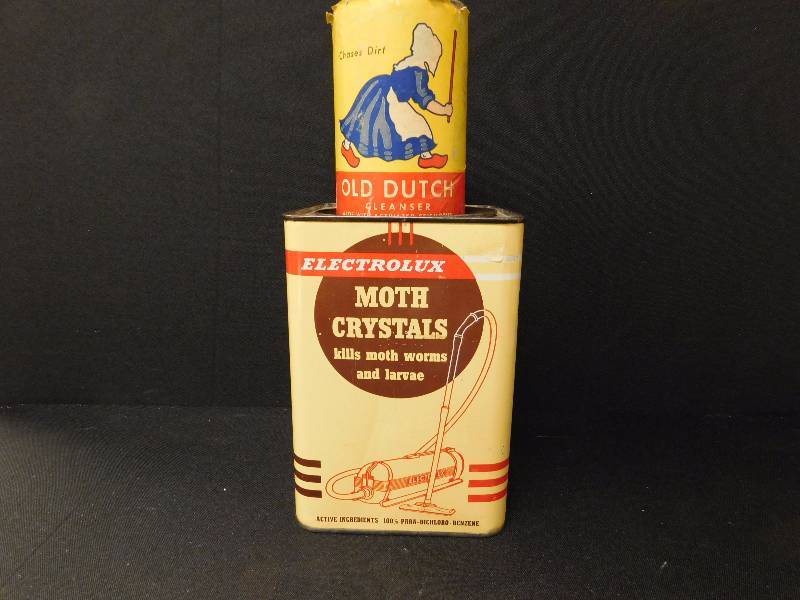 lot 97 image: Vintage tins