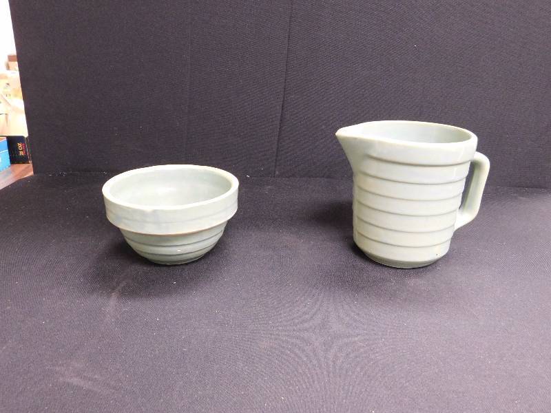 lot 130 image: matching color vintage  USA ceramic bowl and pitcher