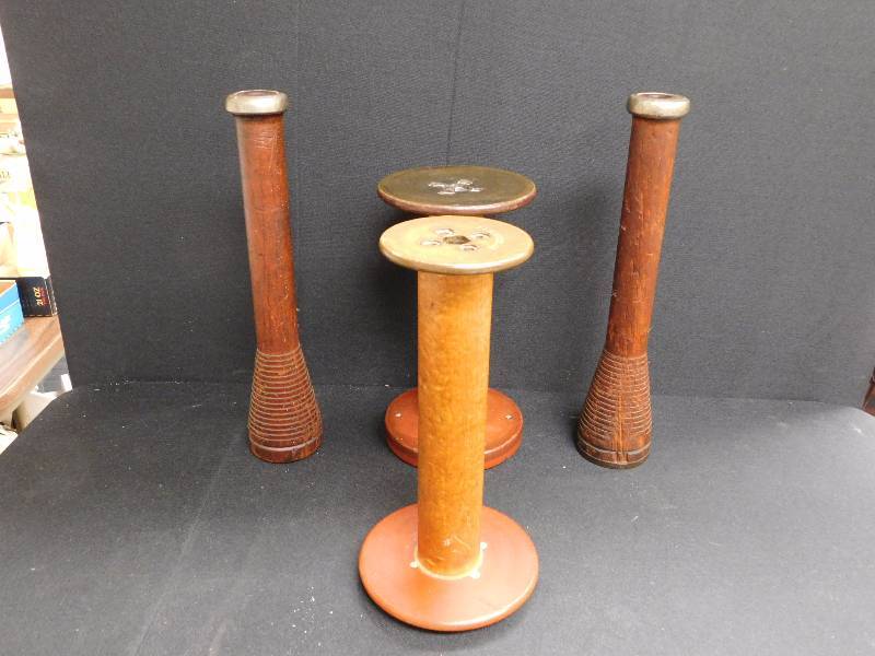 lot 133 image: textile spools vintage decorative