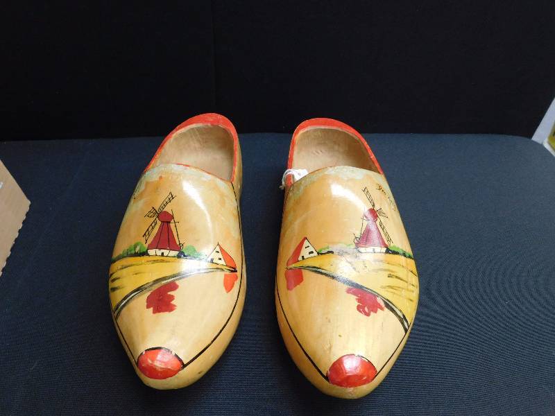 lot 182 image: vintage wooden clogs painted Dutch