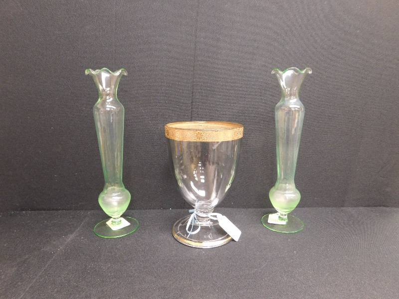lot 189 image: Heisey goldtone chalice, Two-10 green depression vases
