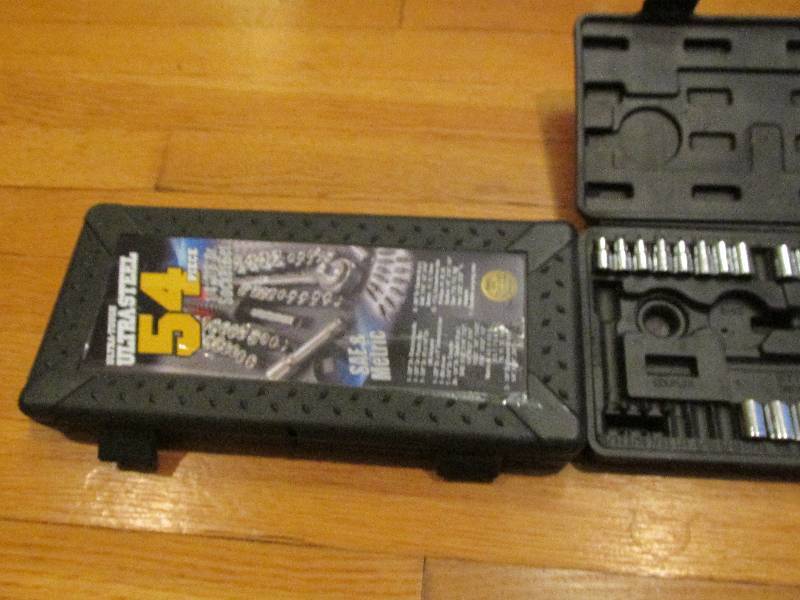2 partial SAE and Metric socket set...