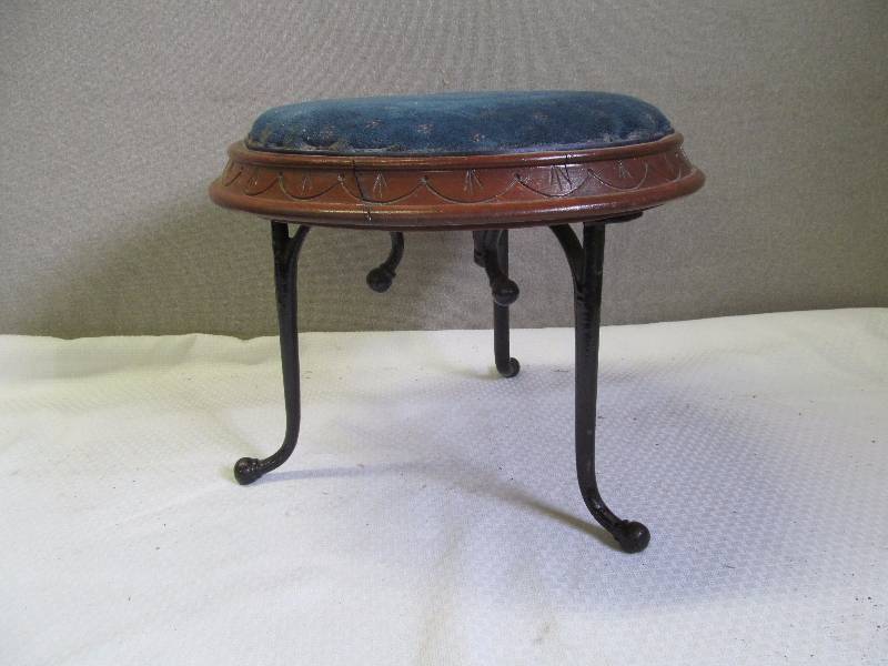 Foot stool