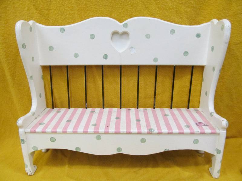 Doll bench