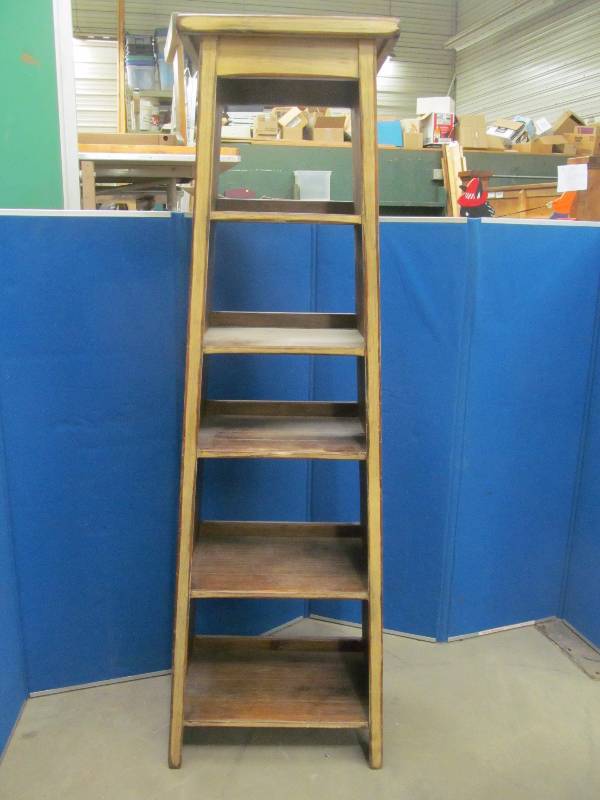 Shelf