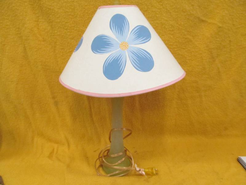 Table lamp
