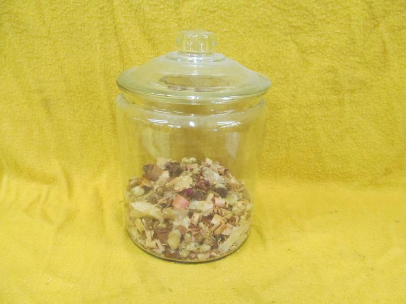 Glass jar