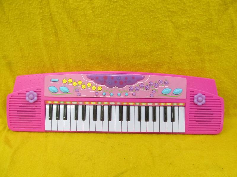 musical keyboard