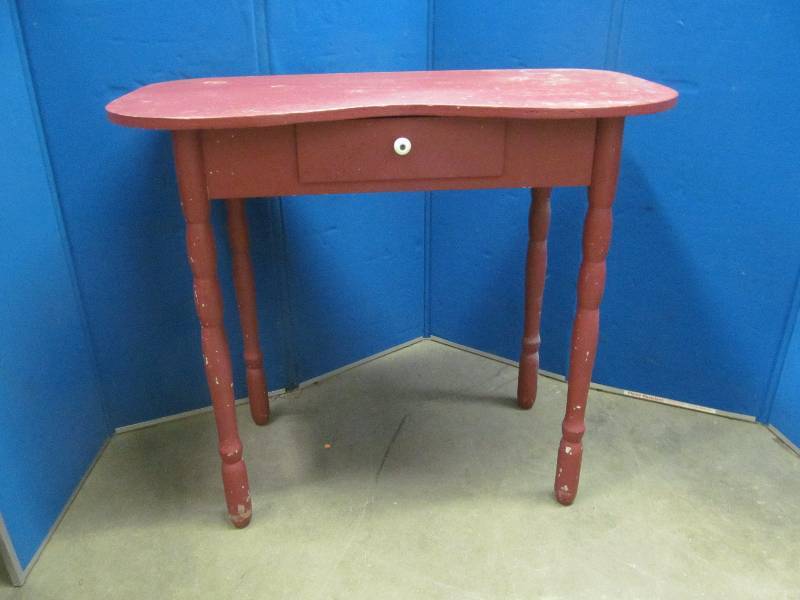 Make up table