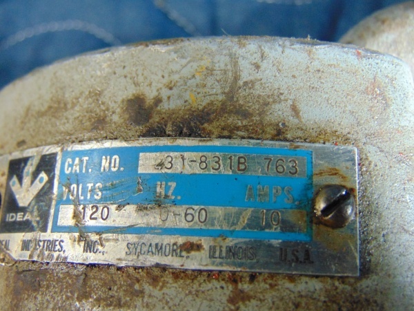 lot 17 image: Electric Pipe Threader