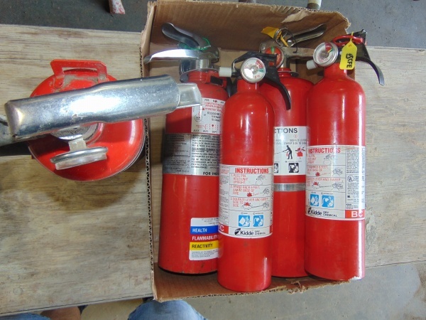 lot 85 image: (5) Fire Extinguishers