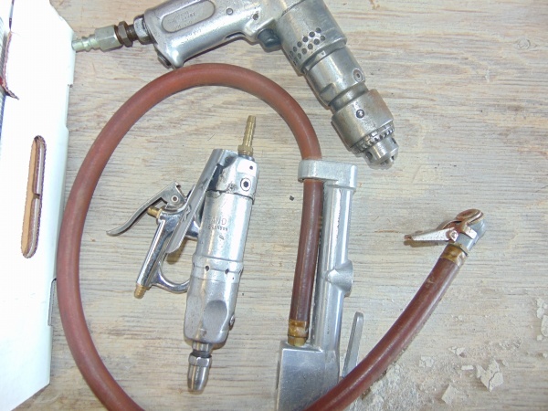 lot 101 image: Pneumatic Drill With  Box of Air Hoses and Air Fittings