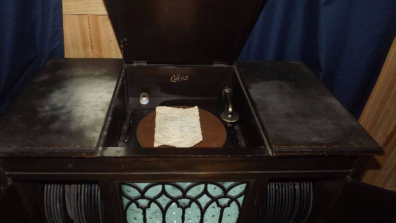 1920s EDISON Hand Crank Phonograph with Records WORKS