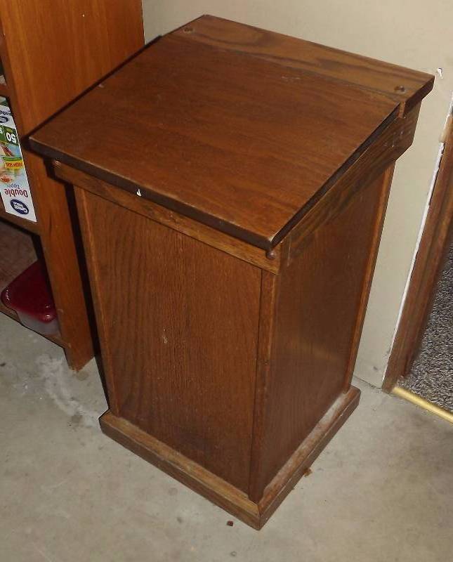 Oak Waste Paper Garbage Can Container