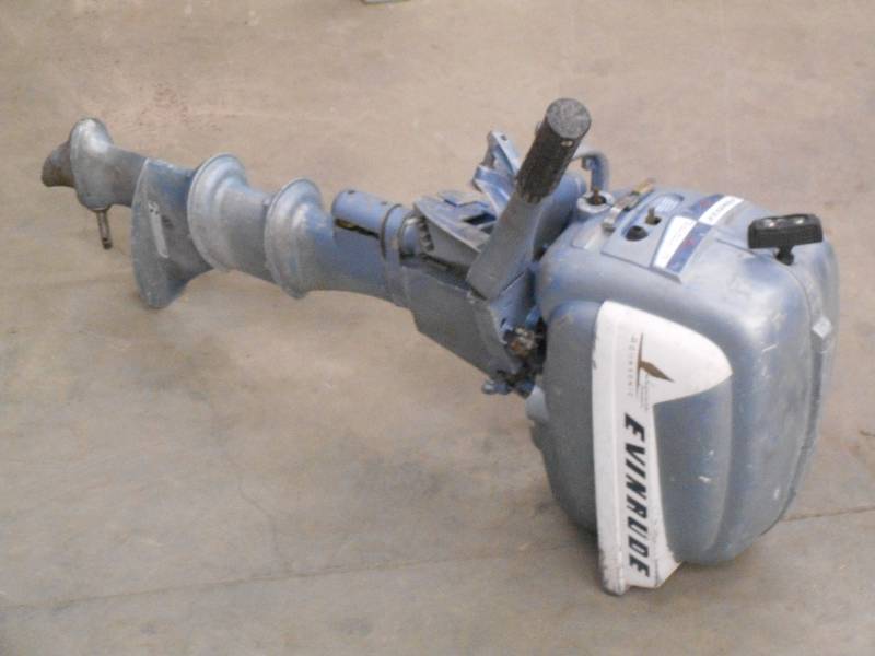 Evinrude Fleetwin 7.5HP Outboard Mo...