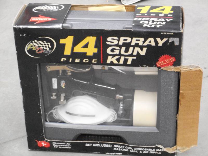Unused 14-Piece Spray Gun Set ...