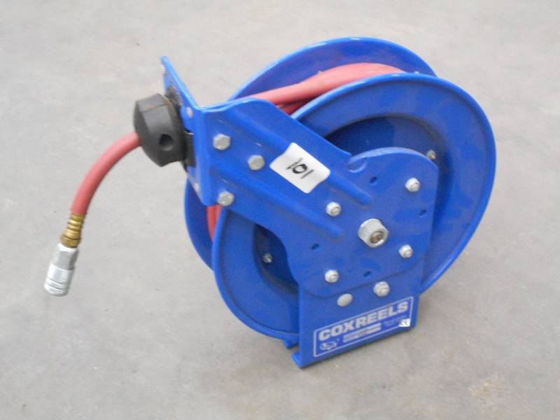 Like New CoxReels Model P-LP-325 Wa...