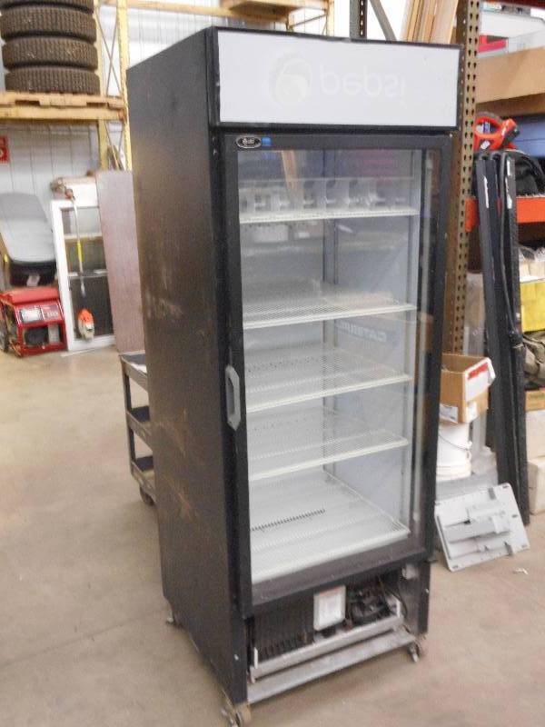 QBD Model CD26HB Glass Front 120Vol...