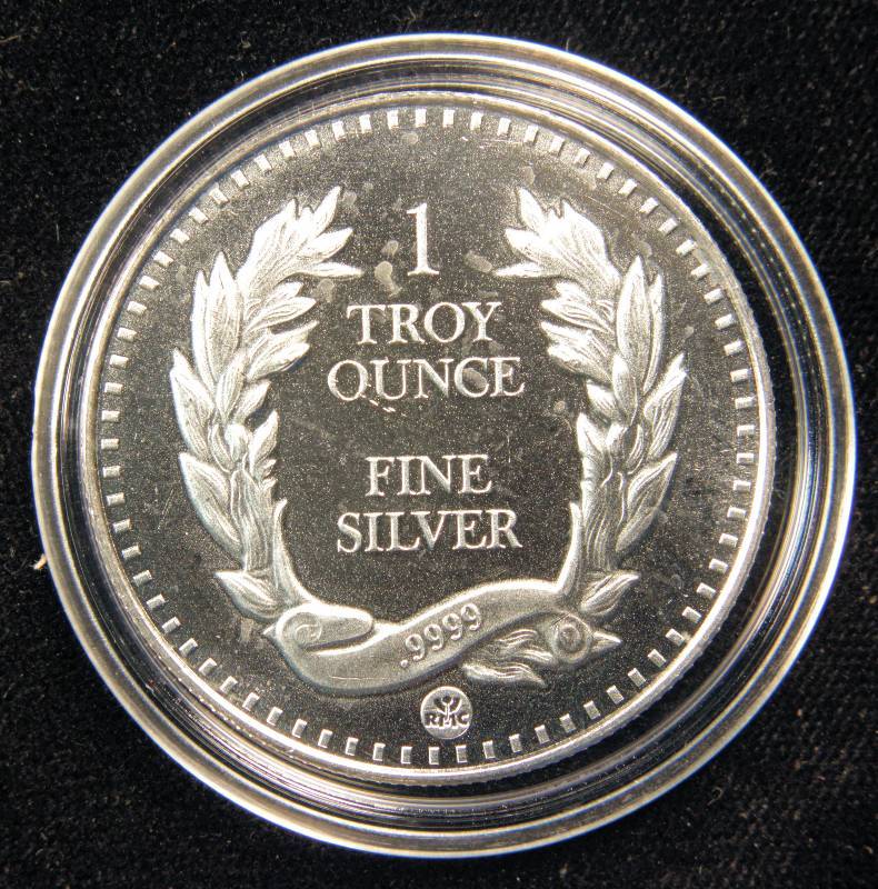 1 TROY Oz. .9999 FINE SILVER INDIAN ROUND IN AIRTITE HOLDER