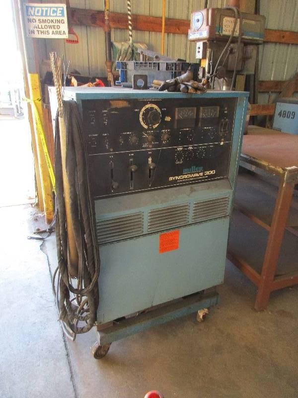 Miller Synchrowave 300 Welder