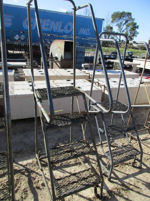 Rolling Step Ladder