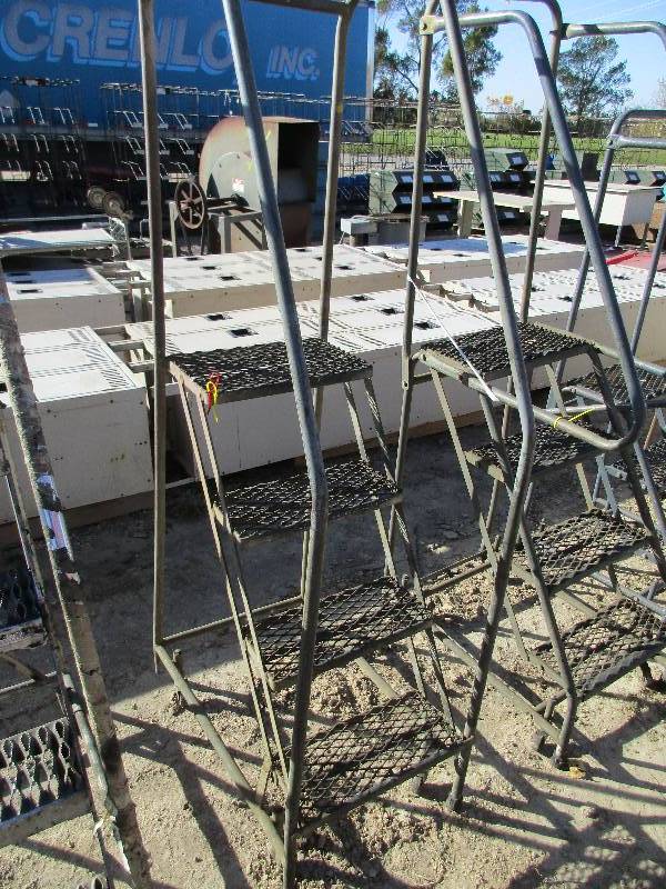 Rolling Step Ladder